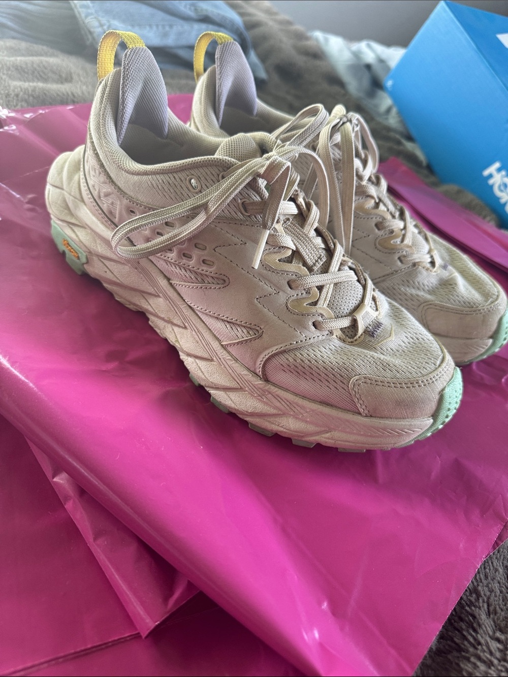 Hoka Anacapa Breeze